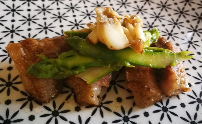 Pluma ibérica de bellota con 20 días de maduración y gurumelos